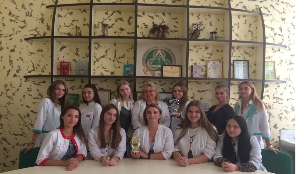 10-20 вересня 2019 р. - Проведення бесід із ЗВО «Провізор – найшляхетніша професія» до 20-річчя Дня фармацевтичного працівника 10-20 вересня 2019 р. - Проведення бесід із ЗВО «Провізор – найшляхетніша професія» до 20-річчя Дня фармацевтичного працівника